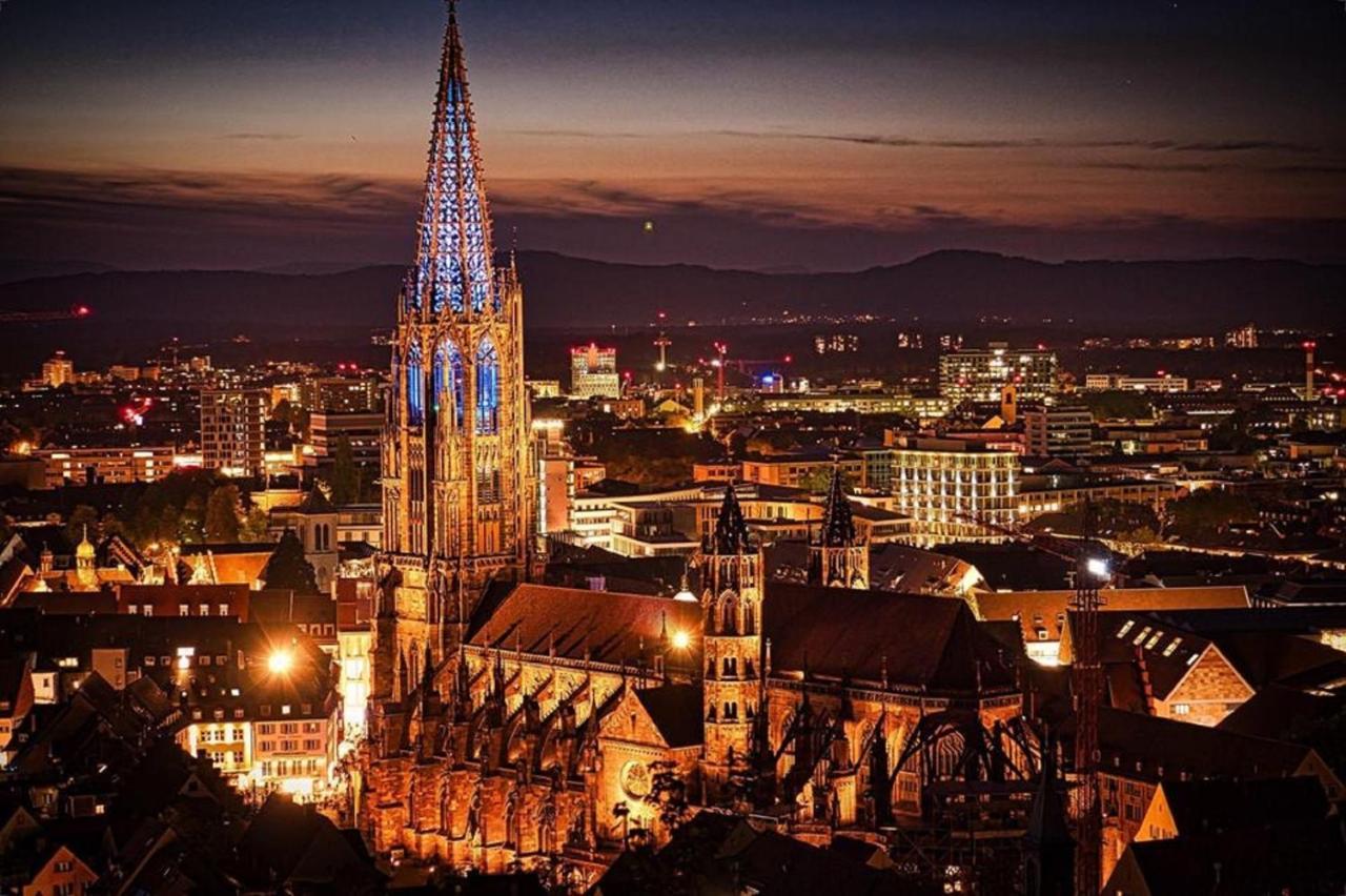 Studio Rome In Der Altstadt Lägenhet Freiburg im Breisgau Exteriör bild